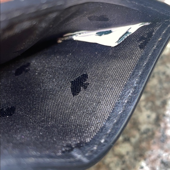 Kate Spade ♠️ Black Embossed Card Case with Gold Accent - Picture 3 of 4